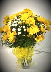 Yellow Daisy Bouquet from Amy's Flowers and Gifts in Dallas, GA